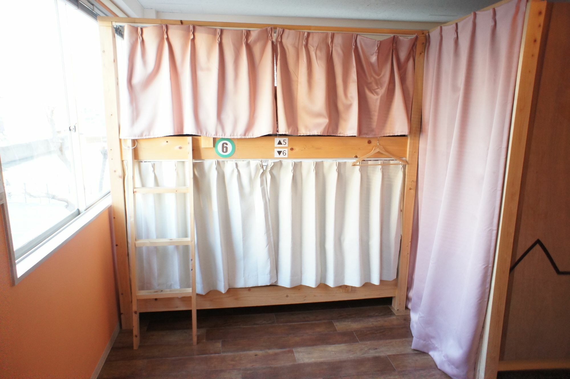 Guesthouse Sun Ōsaka Eksteriør bilde